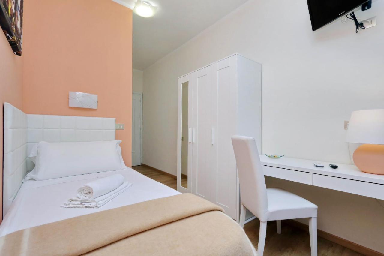 Bed and Breakfast Antico Platano à Rome Extérieur photo